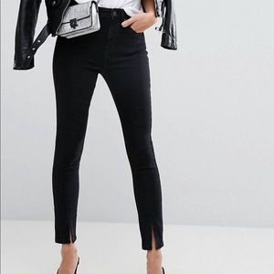 Vero Moda split hem Jeans.